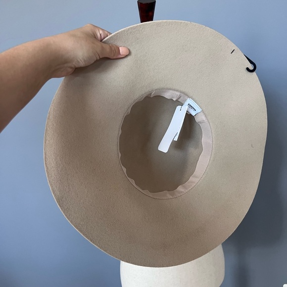 NWT Sonoma Wool Medium-sized Floppy Hat - Picture 4 of 8